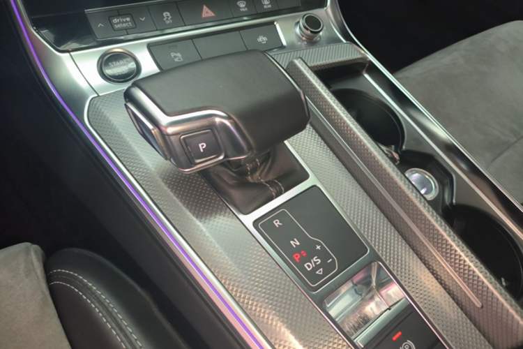 Used Audi A6L 2022 40 TFSI Luxury Dynamic Model Gear Lever