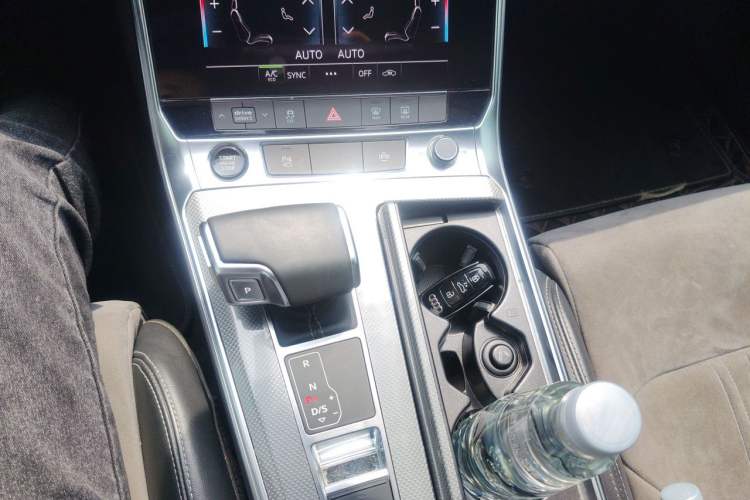 Used Audi A6L 2022 45 TFSI Prestige Dynamic Edition Gear Lever