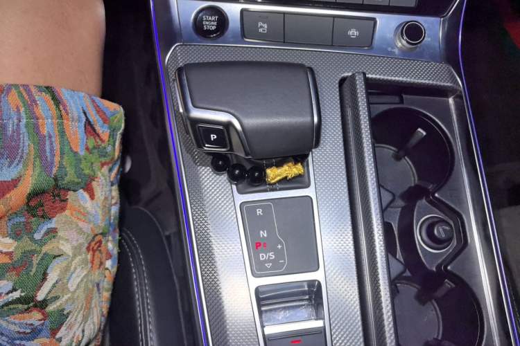 Used Audi A6L 2022 45 TFSI quattro Prestige Dynamic Edition Gear Lever