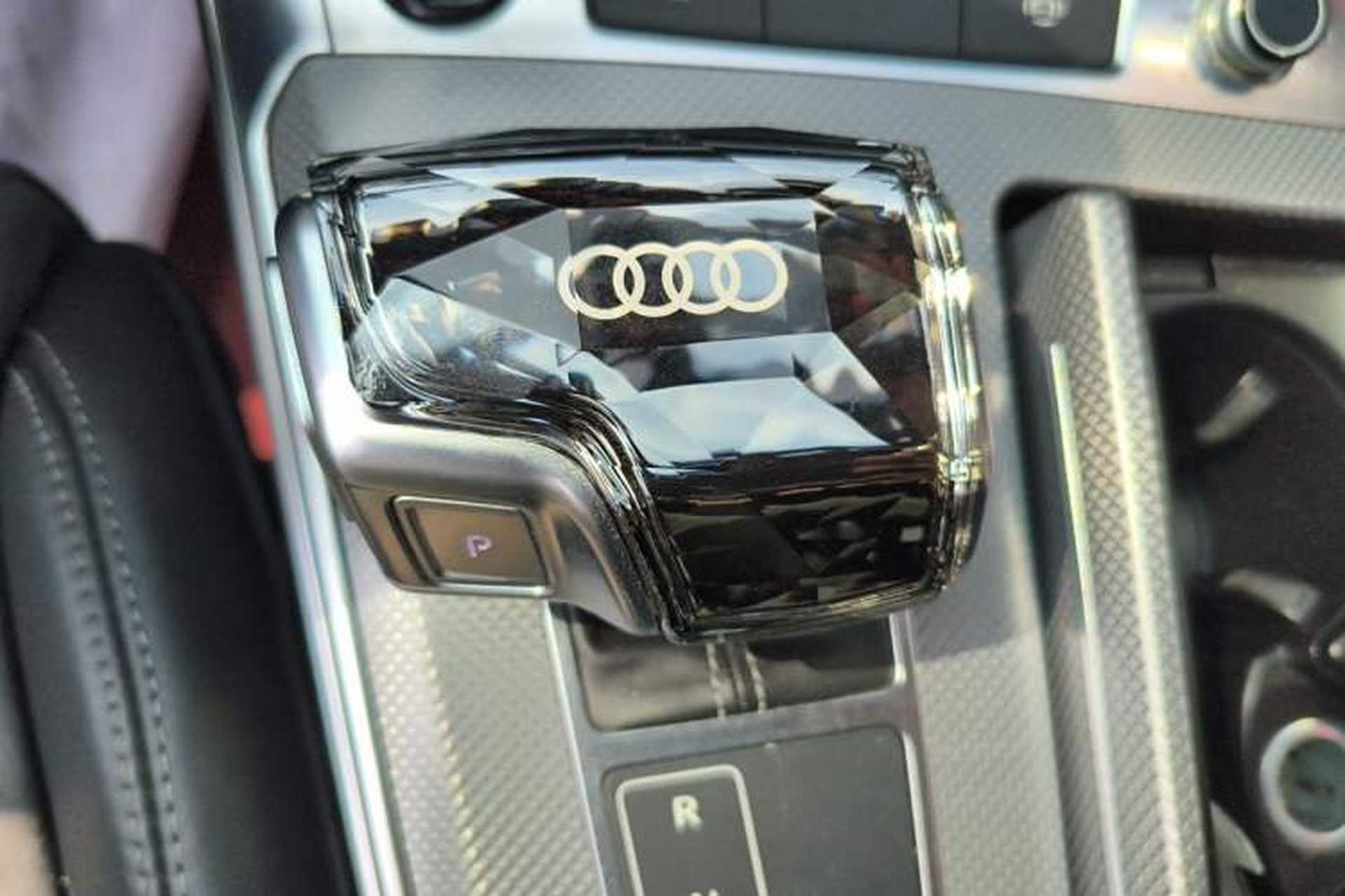 Used Audi A6L 2022 40 TFSI Luxury Dynamic Model Gear Lever