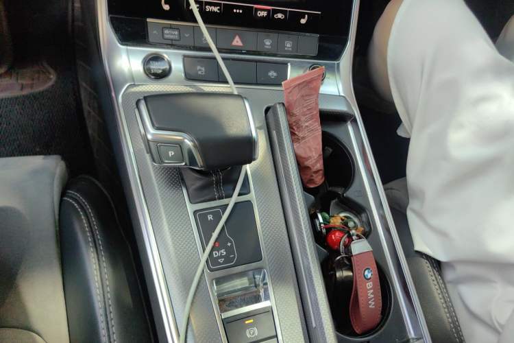 Used Audi A6L 2022 45 TFSI quattro Prestige Dynamic Edition Gear Lever