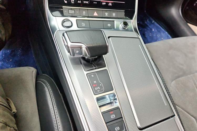 Used Audi A6L 2022 45 TFSI Prestige Dynamic Edition Gear Lever