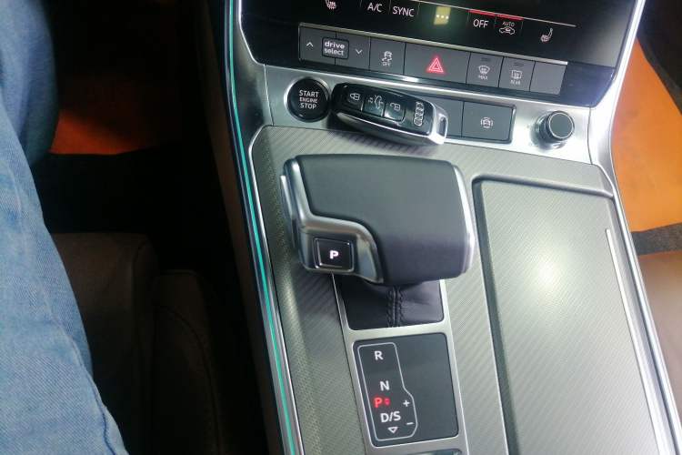Used Audi A6L 2022 45 TFSI quattro Prestige Elegant Edition Gear Lever