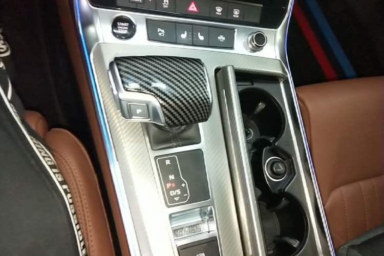 Used Audi A6L 2022 40 TFSI Luxury Prestige Edition Gear Lever