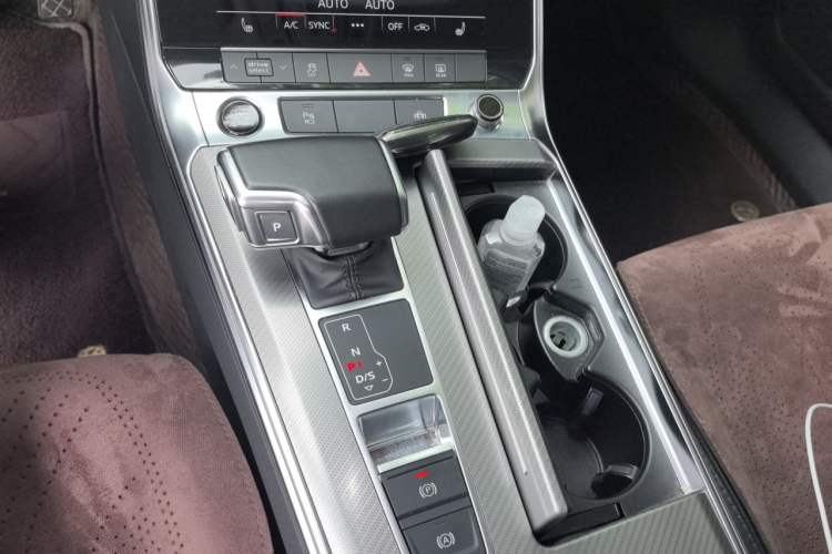 Used Audi A6L 2022 45 TFSI Prestige Elegant Edition Gear Lever