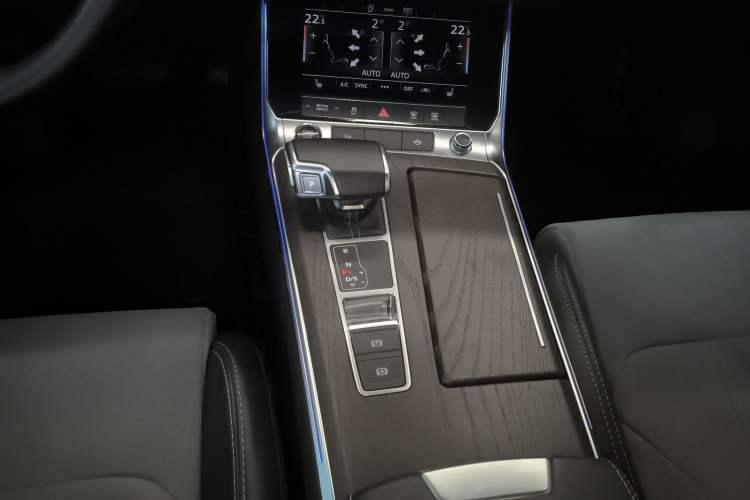 Used Audi A6L 2022 45 TFSI Prestige Dynamic Edition Gear Lever