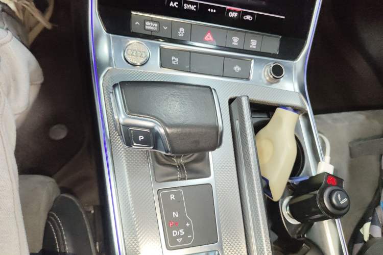 Used Audi A6L 2022 45 TFSI Prestige Dynamic Edition Gear Lever
