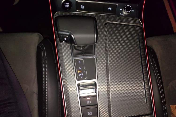 Used Audi A6L 2022 45 TFSI quattro Prestige Dynamic Edition Gear Lever