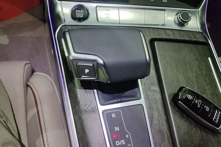 Used Audi A6L 2022 55 TFSI quattro Prestige Elegant Edition Gear Lever
