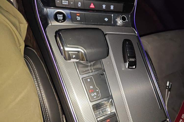Used Audi A6L 2022 45 TFSI Prestige Dynamic Edition Gear Lever