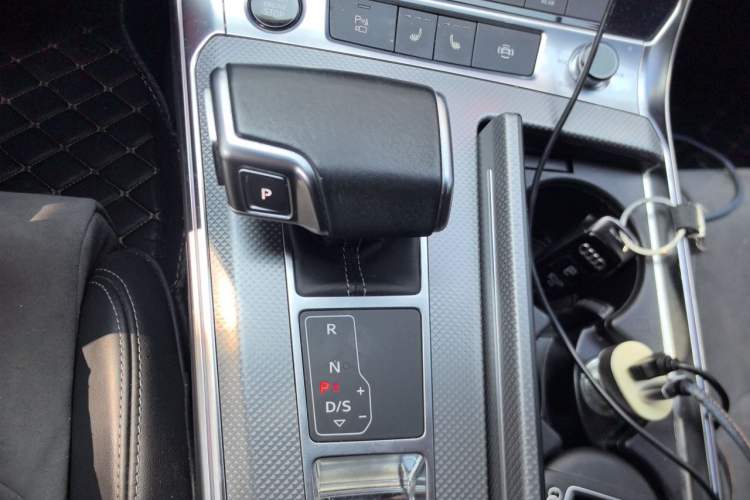Used Audi A6L 2022 45 TFSI Prestige Dynamic Edition Gear Lever