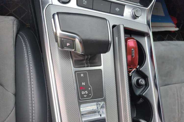Used Audi A6L 2022 45 TFSI Prestige Dynamic Edition Gear Lever