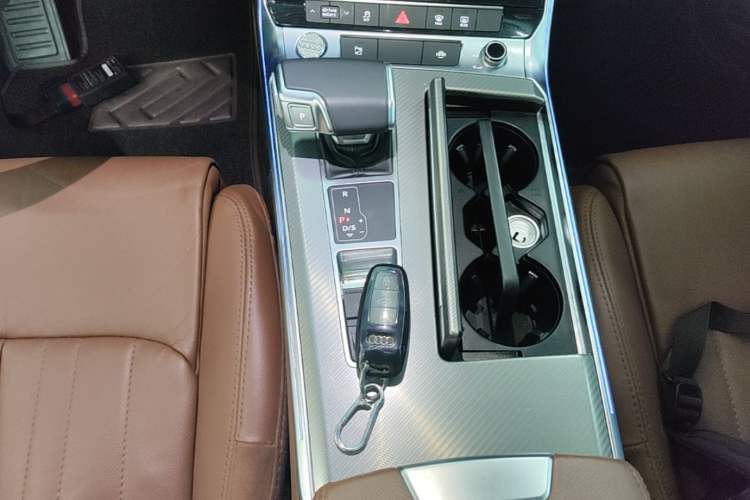Used Audi A6L 2022 45 TFSI Prestige Elegant Edition Gear Lever