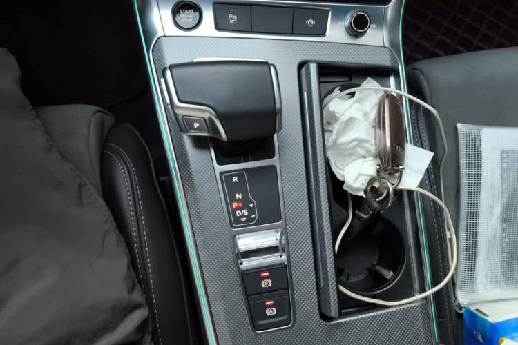 Used Audi A6L 2022 45 TFSI quattro Prestige Dynamic Edition Gear Lever