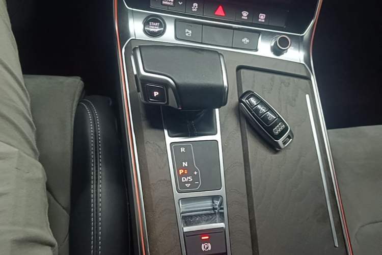 Used Audi A6L 2022 45 TFSI Prestige Dynamic Edition Gear Lever
