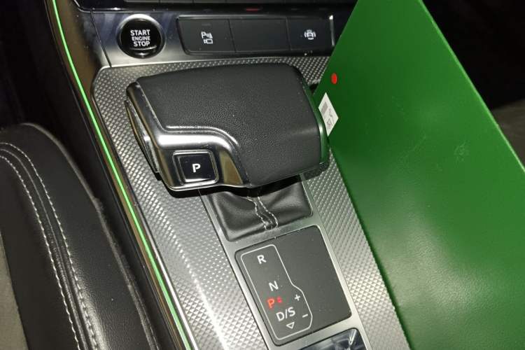 Used Audi A6L 2022 45 TFSI Prestige Dynamic Edition Gear Lever