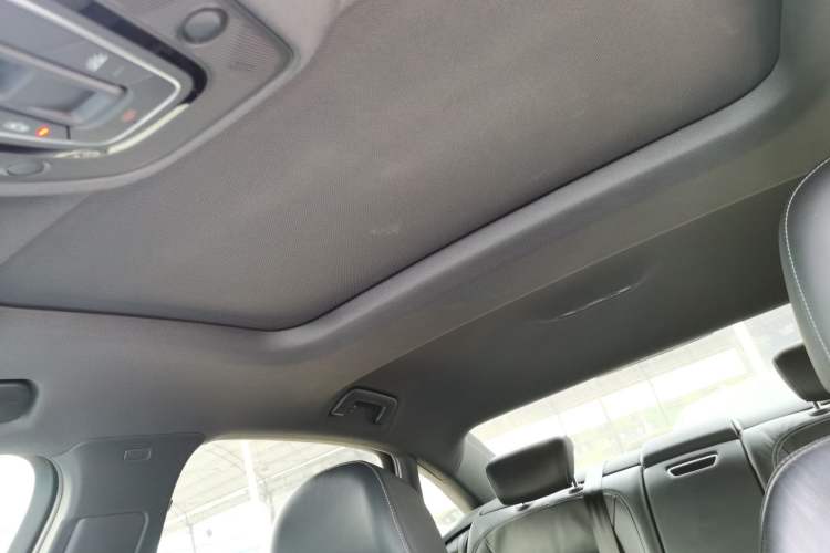 Used Audi A6L 2022 40 TFSI Luxury Dynamic Model Headliner