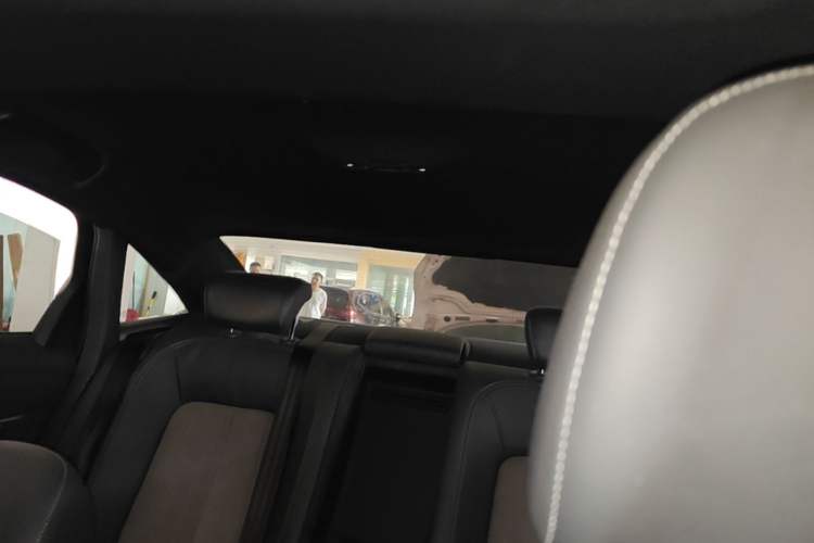 Used Audi A6L 2022 40 TFSI Luxury Dynamic Model Headliner