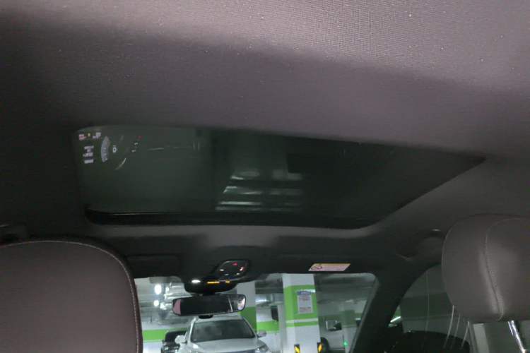 Used Audi A6L 2022 40 TFSI Luxury Dynamic Model Headliner