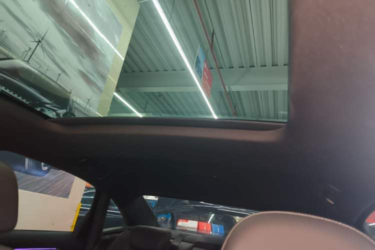 Used Audi A6L 2022 40 TFSI Luxury Dynamic Model Headliner