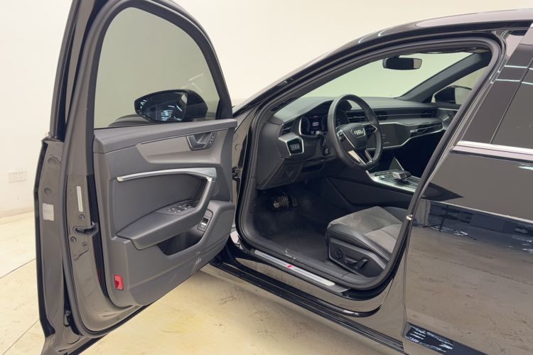 Used Audi A6L 2022 40 TFSI Luxury Dynamic Model Interior 1