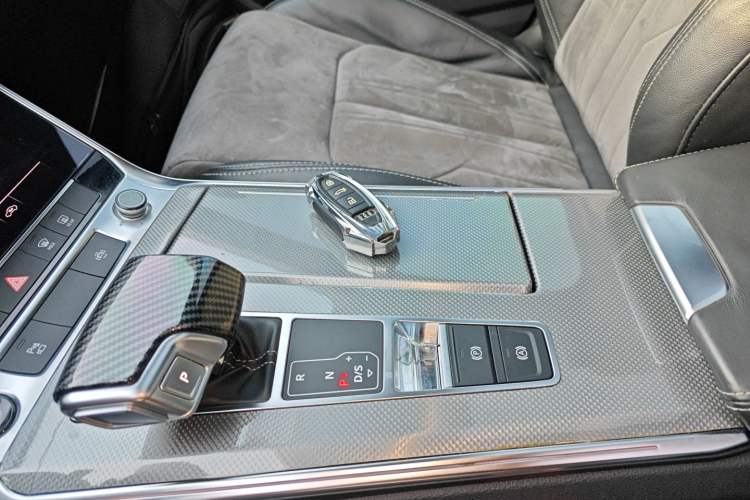 Used Audi A6L 2022 40 TFSI Luxury Dynamic Model Interior 1