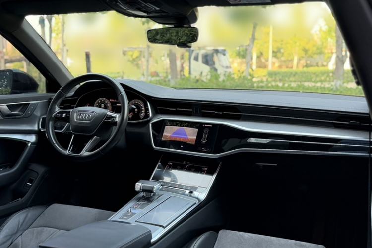 Used Audi A6L 2022 40 TFSI Luxury Dynamic Model Interior 1