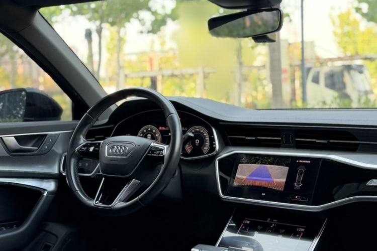 Used Audi A6L 2022 40 TFSI Luxury Dynamic Model Interior 12