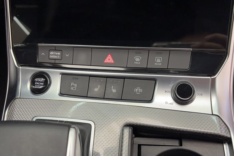 Used Audi A6L 2022 40 TFSI Luxury Dynamic Model Interior 15