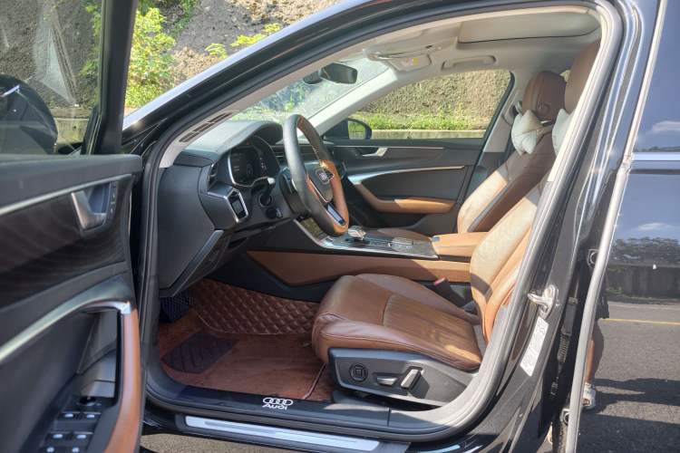 Used Audi A6L 2022 45 TFSI Prestige Elegant Edition Interior 2