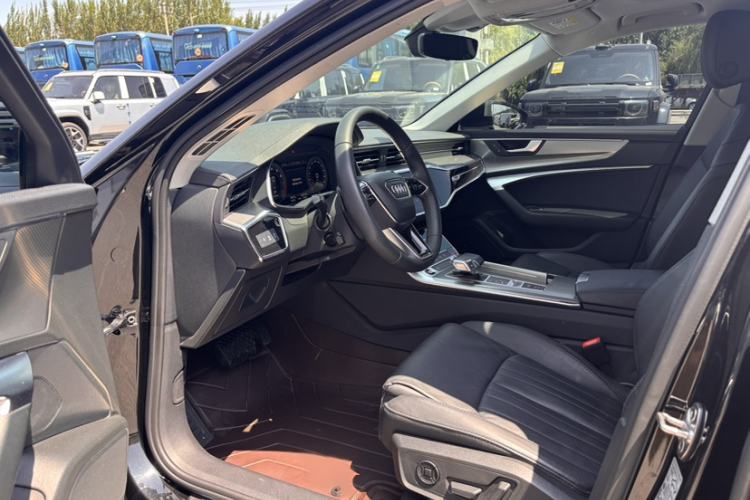 Used Audi A6L 2022 45 TFSI Prestige Elegant Edition Interior 2