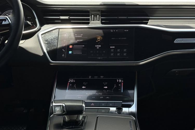 Used Audi A6L 2022 40 TFSI Luxury Dynamic Model Interior 3