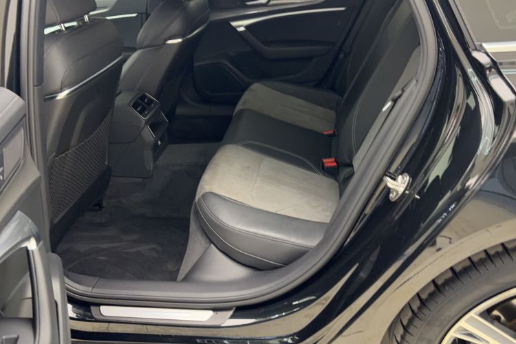 Used Audi A6L 2022 40 TFSI Luxury Dynamic Model Interior 4
