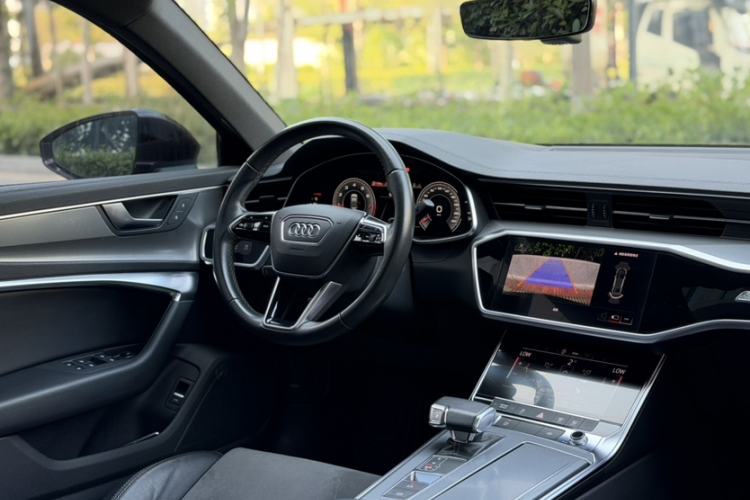 Used Audi A6L 2022 40 TFSI Luxury Dynamic Model Interior 4