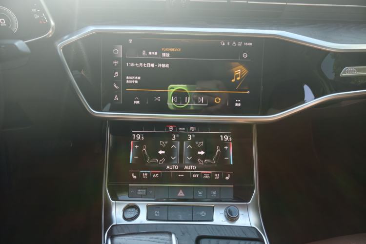 Used Audi A6L 2022 45 TFSI Prestige Elegant Edition Interior 5