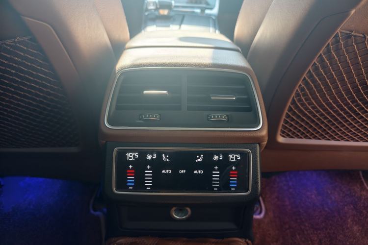 Used Audi A6L 2022 45 TFSI Prestige Elegant Edition Interior 8