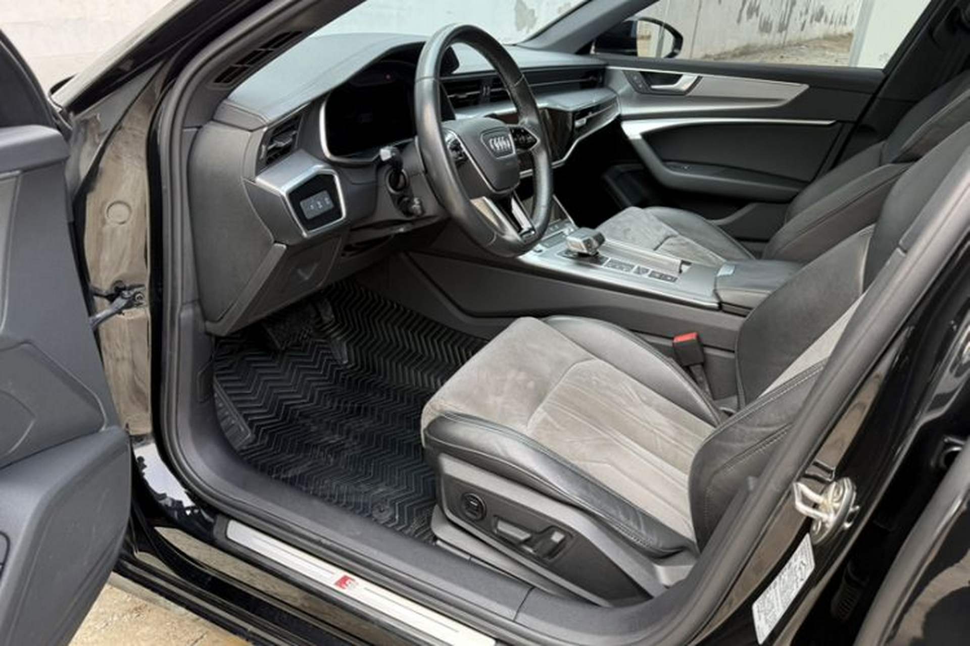 Used Audi A6L 2022 45 TFSI Prestige Dynamic Edition Left Front Seat