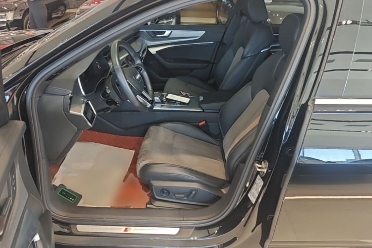 Used Audi A6L 2022 40 TFSI Luxury Dynamic Model Left Front Seat
