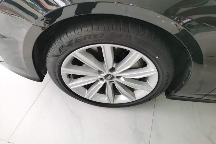 Used Audi A6L 2022 45 TFSI Prestige Dynamic Edition Left Front Wheel Hub