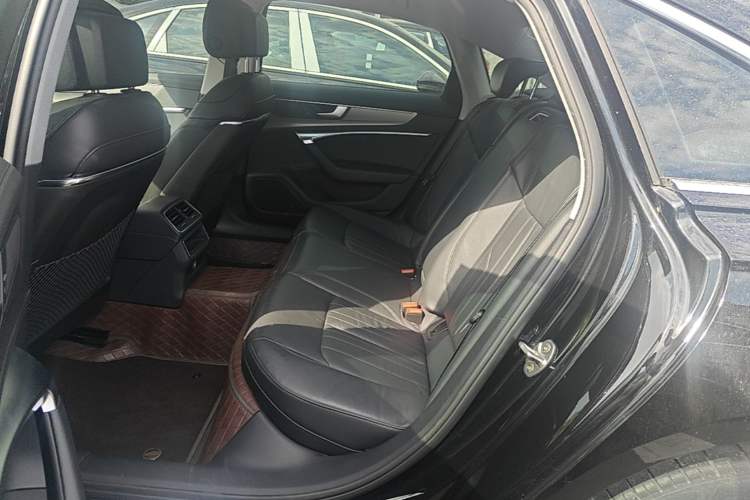 Used Audi A6L 2022 40 TFSI Luxury Prestige Edition Left Rear Seat