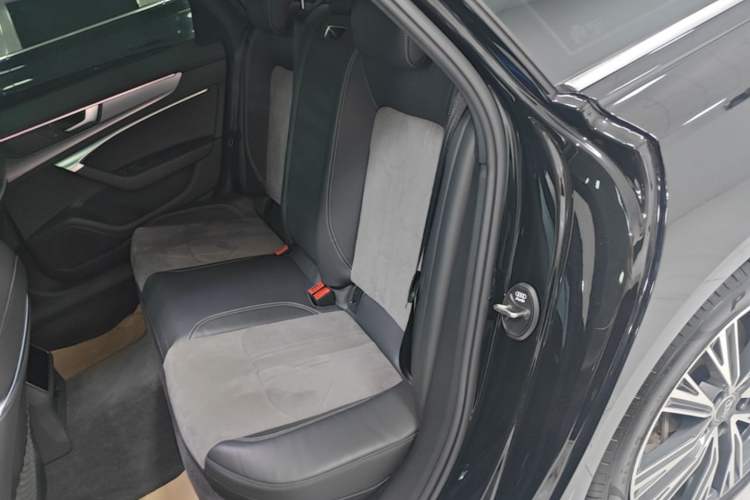 Used Audi A6L 2022 45 TFSI quattro Prestige Dynamic Edition Left Rear Seat