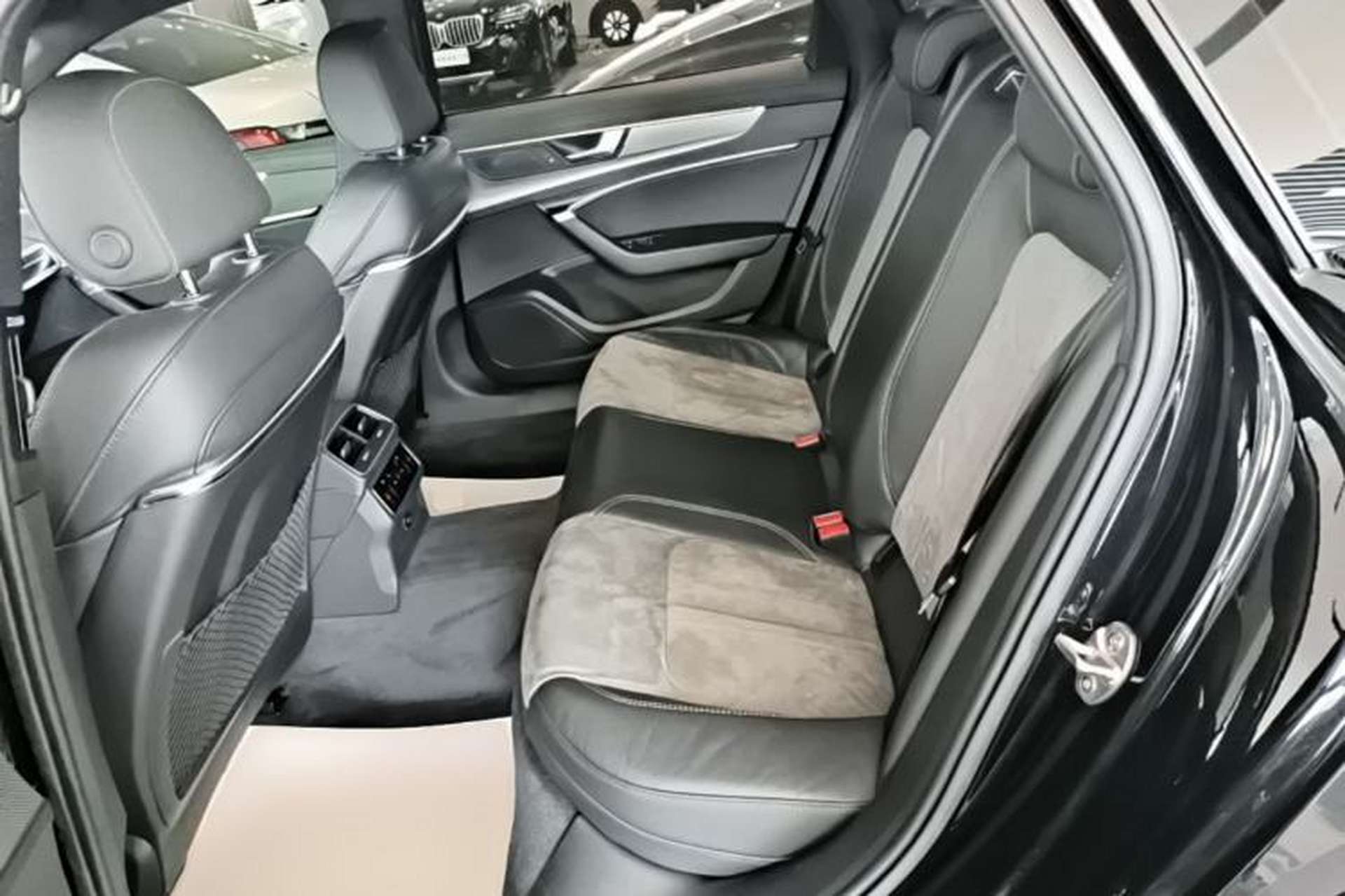 Used Audi A6L 2022 45 TFSI quattro Prestige Dynamic Edition Left Rear Seat