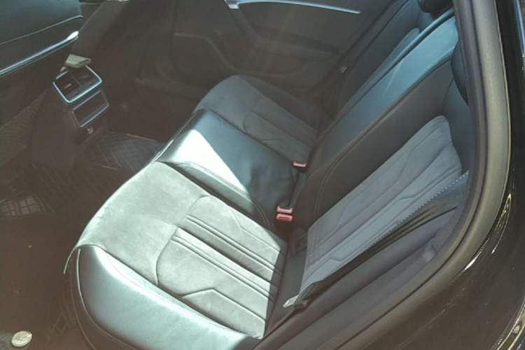 Used Audi A6L 2022 40 TFSI Luxury Dynamic Model Left Rear Seat