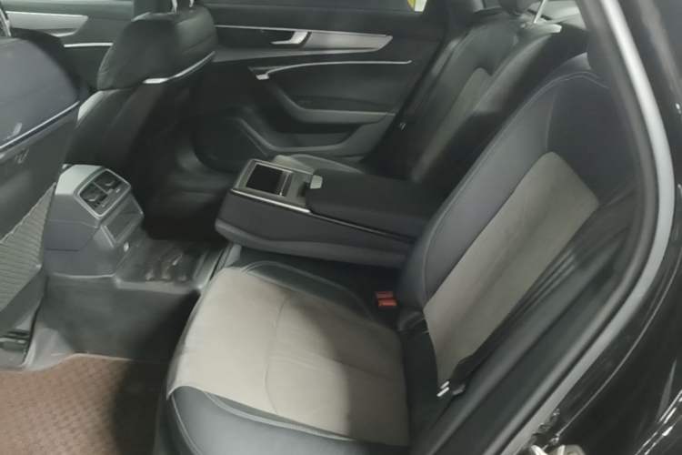 Used Audi A6L 2022 40 TFSI Luxury Dynamic Model Left Rear Seat
