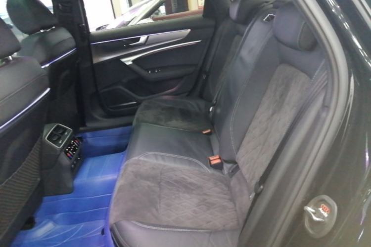 Used Audi A6L 2022 55 TFSI quattro Flagship Dynamic Model Left Rear Seat