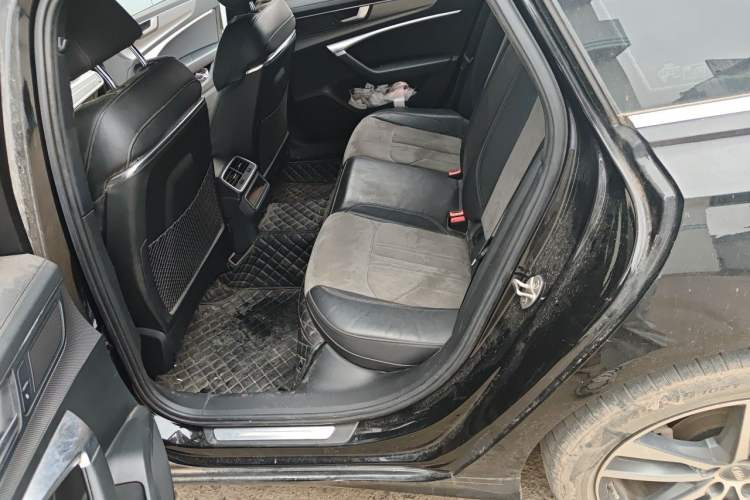 Used Audi A6L 2022 40 TFSI Luxury Dynamic Model Left Rear Seat