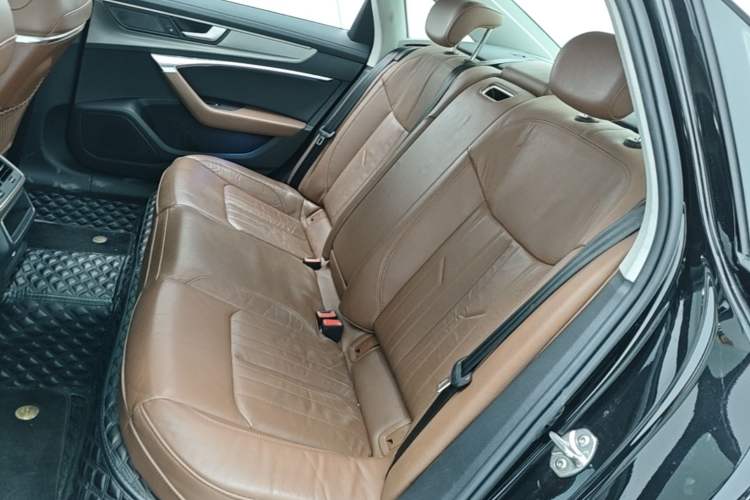 Used Audi A6L 2022 40 TFSI Luxury Prestige Edition Left Rear Seat