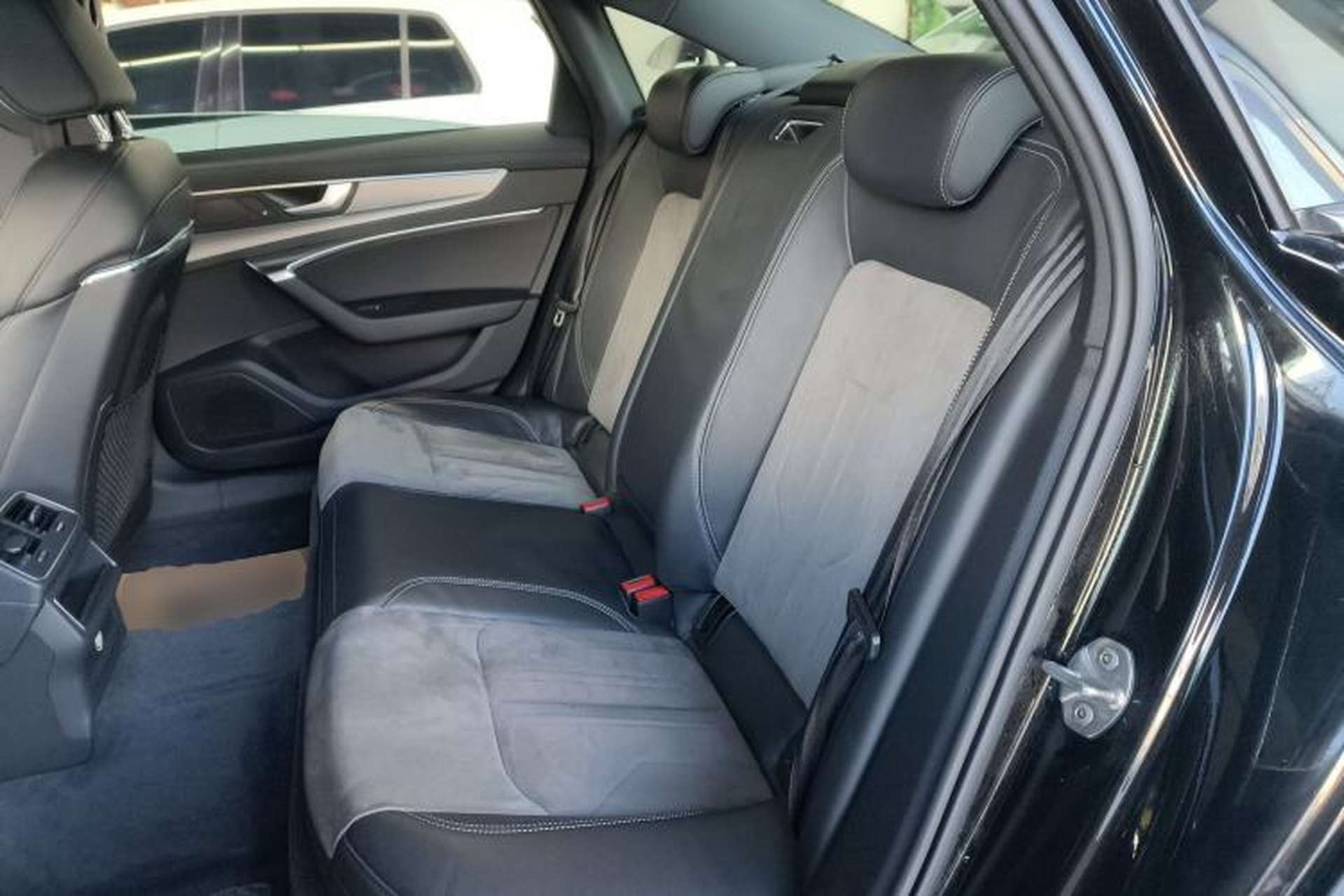Used Audi A6L 2022 40 TFSI Luxury Dynamic Model Left Rear Seat