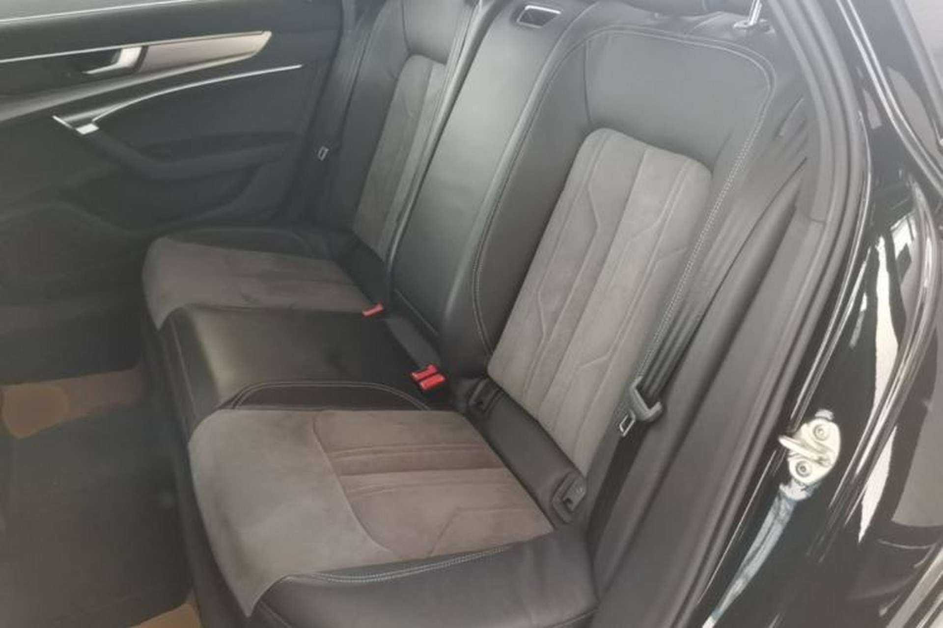 Used Audi A6L 2022 40 TFSI Luxury Dynamic Model Left Rear Seat