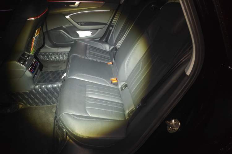 Used Audi A6L 2022 45 TFSI quattro Prestige Elegant Edition Left Rear Seat